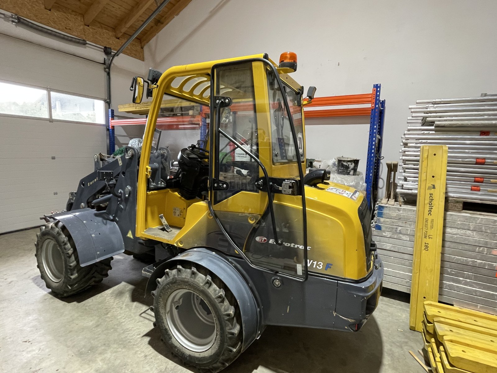 Hoflader del tipo Eurotrac W13, Gebrauchtmaschine In Roding (Immagine 2)