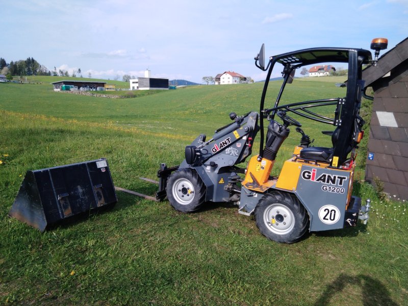 Hoflader Türe ait GiANT 1200g, Gebrauchtmaschine içinde Neustift im Mühlkreis (resim 1)