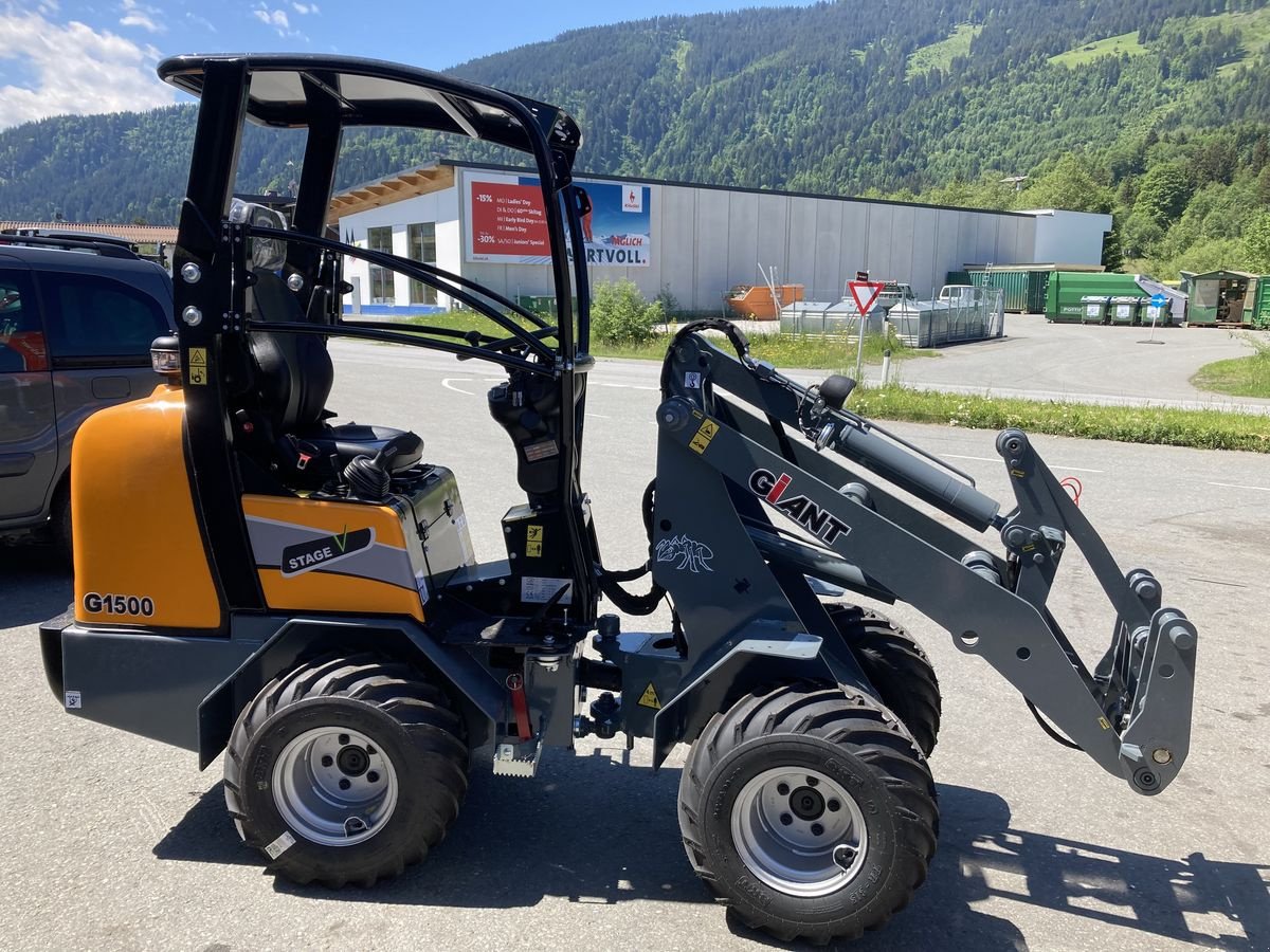 Hoflader typu GiANT 1500, Neumaschine v Reith bei Kitzbühel (Obrázok 1)