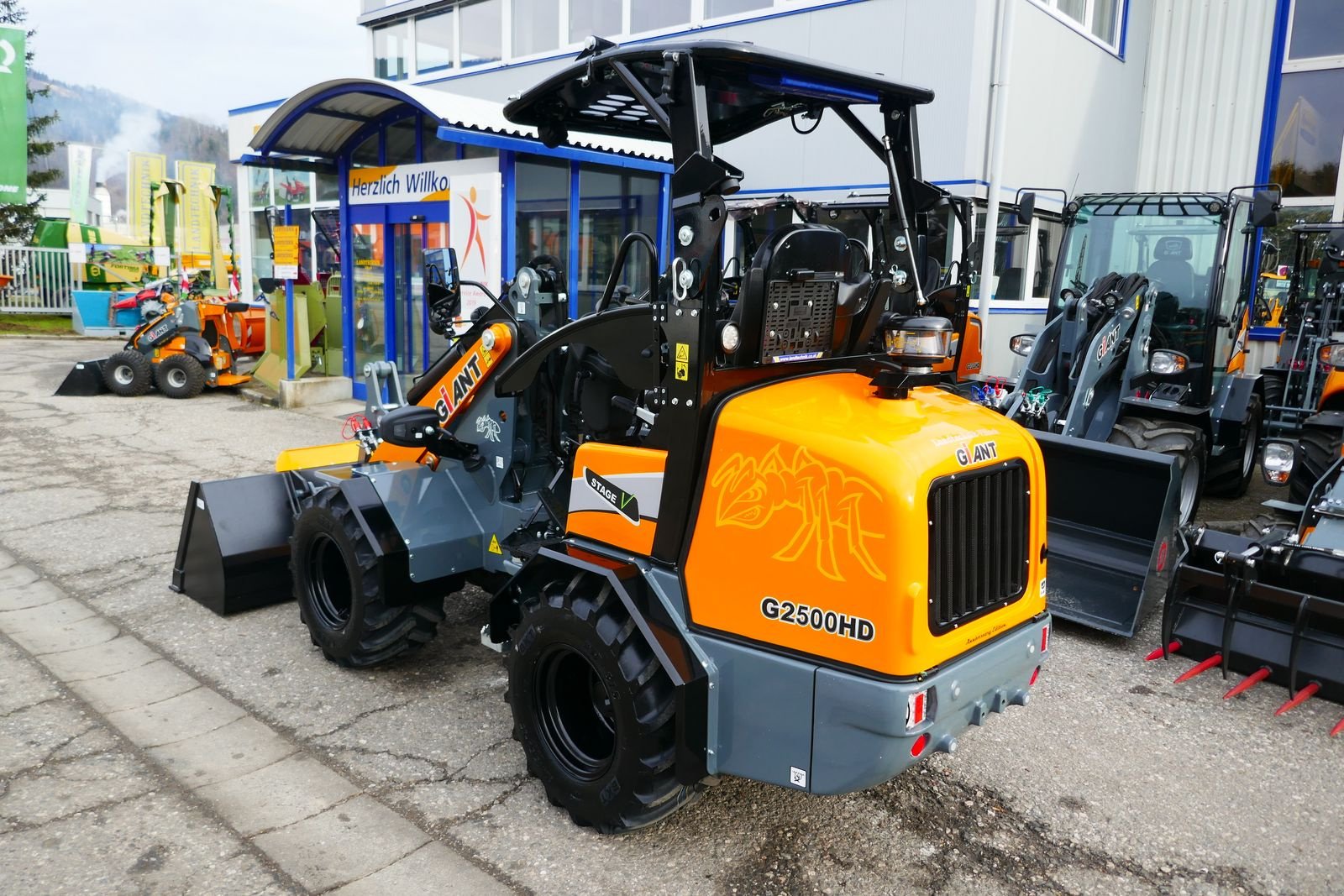 Hoflader del tipo GiANT G 2500 HD, Gebrauchtmaschine en Villach (Imagen 2)