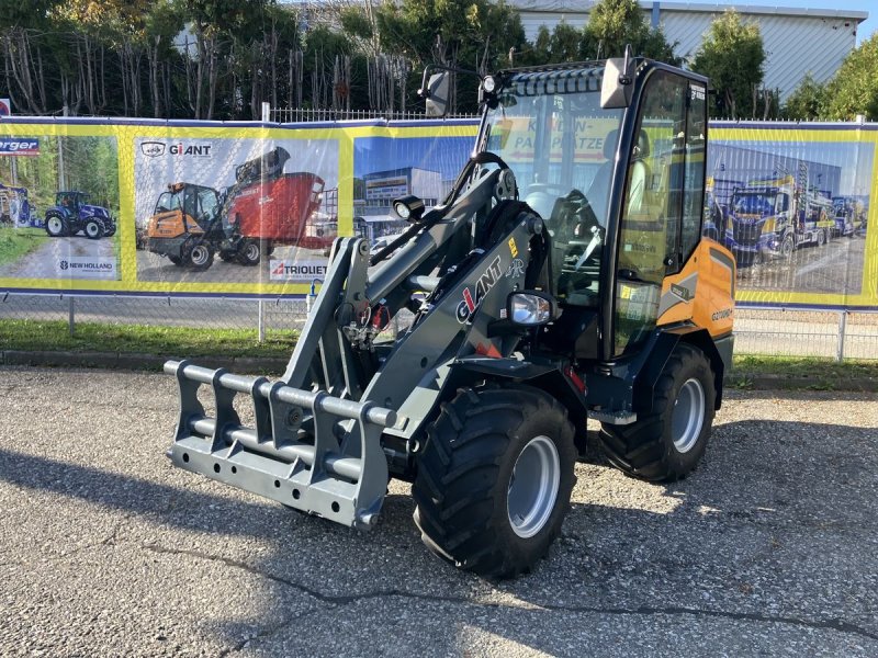 Hoflader a típus GiANT G 2700 HD, Gebrauchtmaschine ekkor: Villach