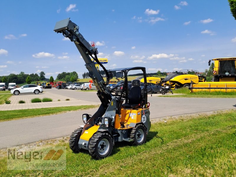 Hoflader Türe ait GiANT G1200 TELE, Neumaschine içinde Bad Waldsee Mennisweiler (resim 1)