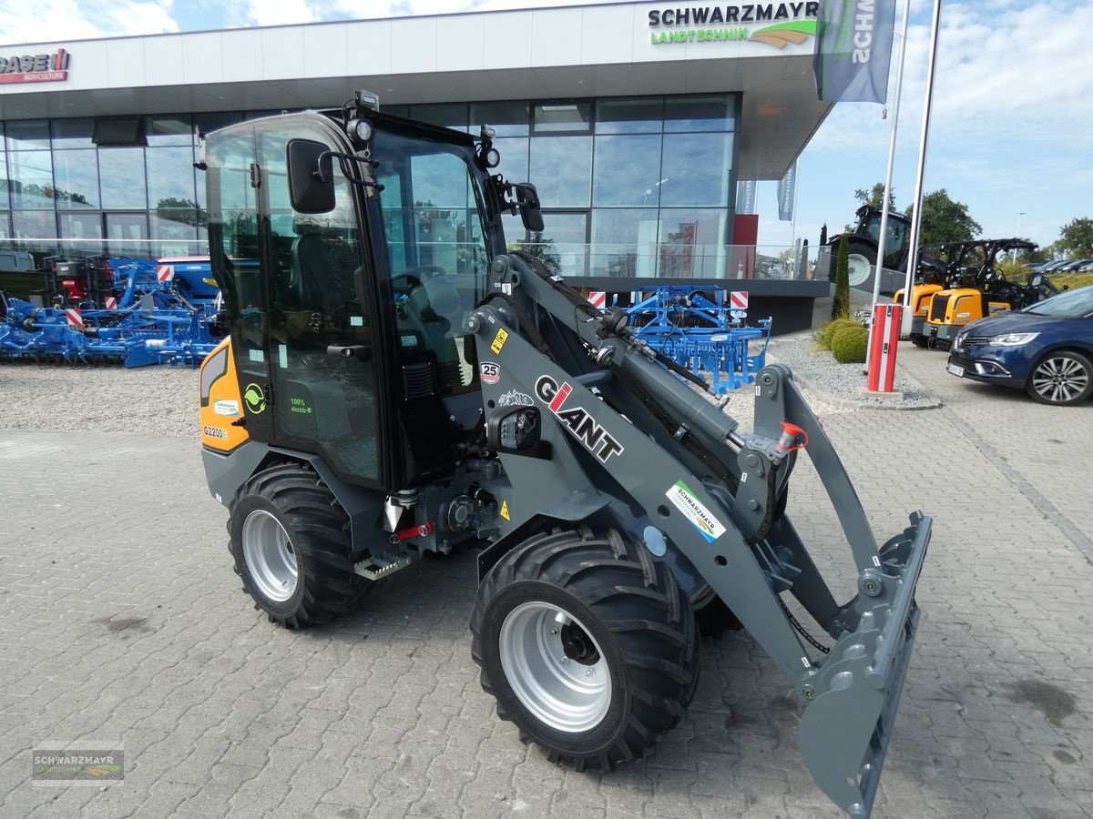 Hoflader van het type GiANT G2200 E Kabine Elektro, Vorführmaschine in Gampern (Foto 1)