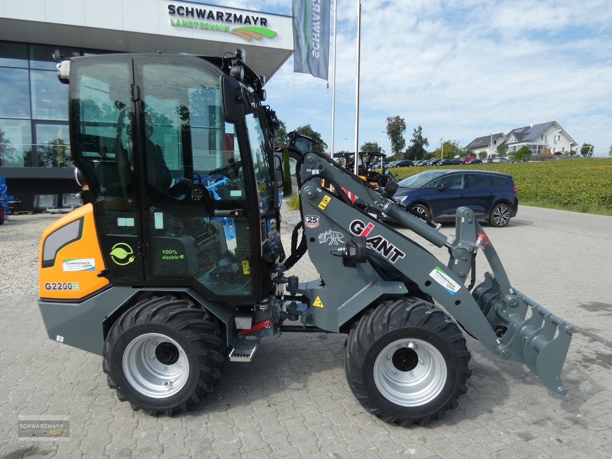 Hoflader van het type GiANT G2200 E Kabine Elektro, Vorführmaschine in Gampern (Foto 3)