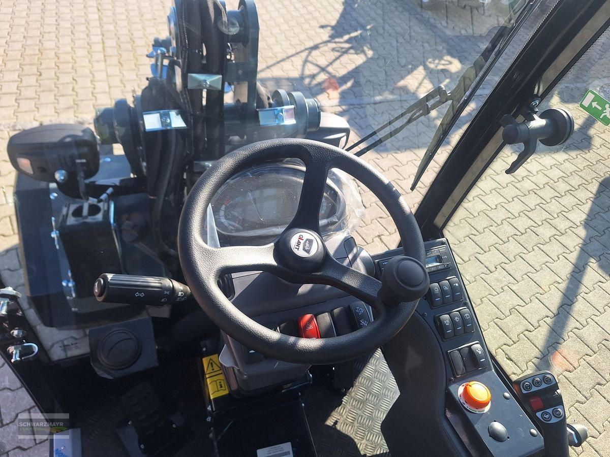 Hoflader del tipo GiANT G2700 HD+, Neumaschine In Aurolzmünster (Immagine 15)