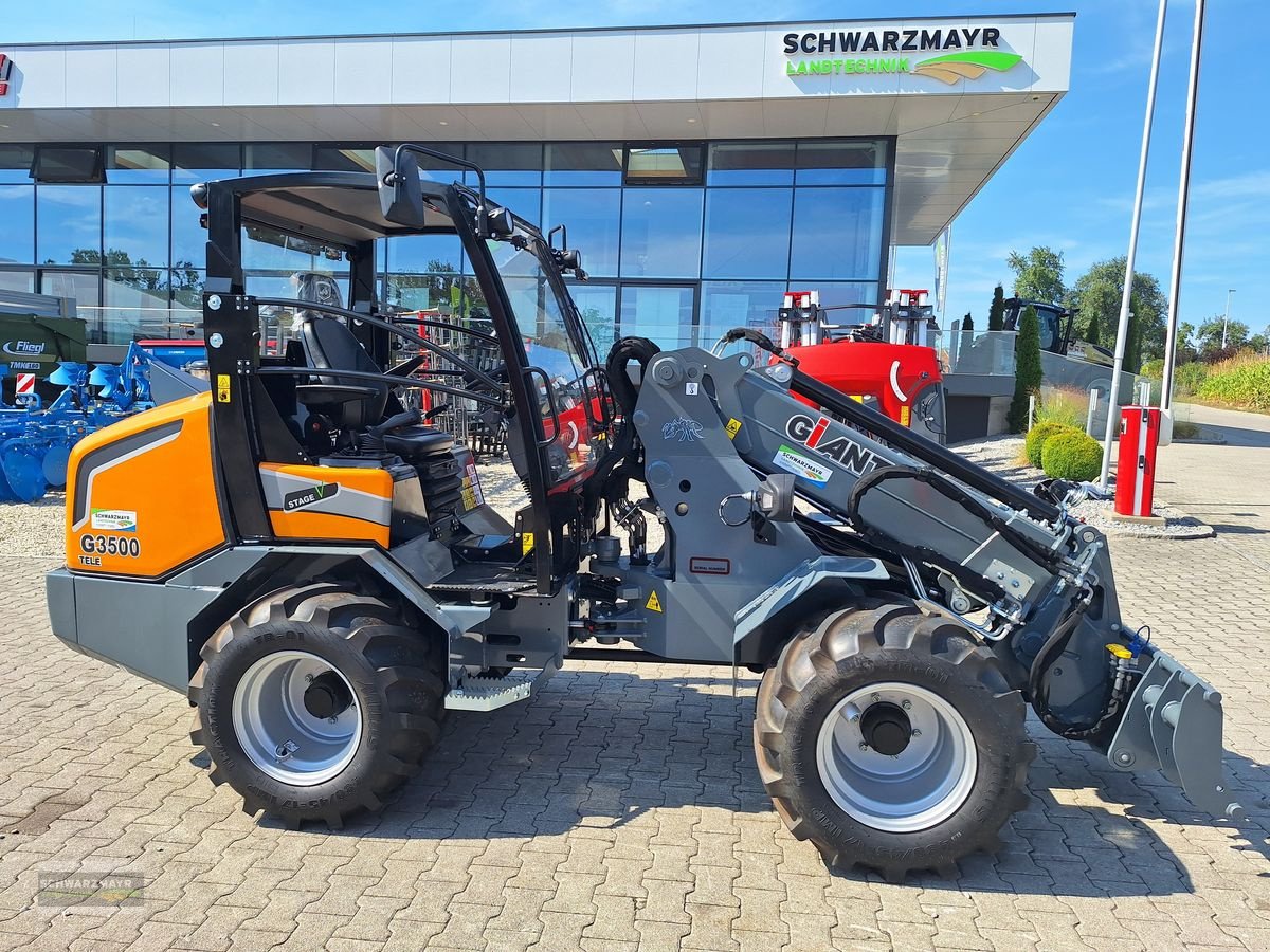 Hoflader of the type GiANT G3500 TELE, Neumaschine in Aurolzmünster (Picture 1)