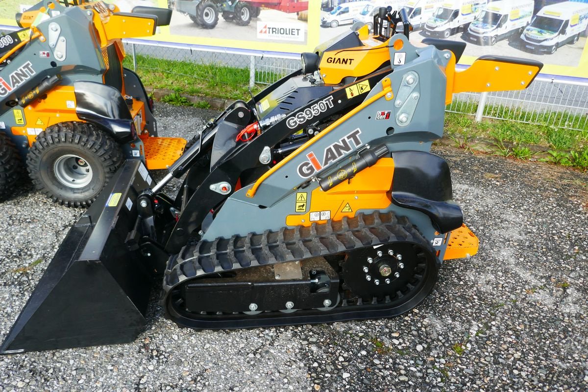 Hoflader des Typs GiANT GS 900 D oder GS 950 T, Gebrauchtmaschine in Villach (Bild 3)