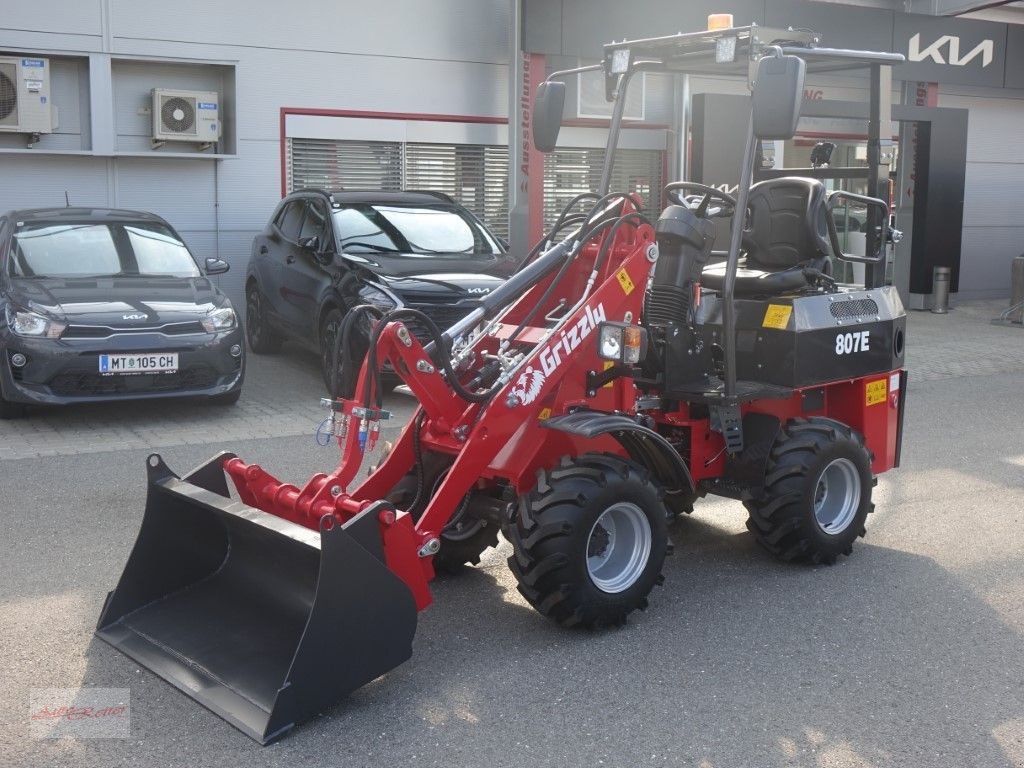 Hoflader del tipo Grizzly Grizzly 807 Allrad elektro Hoflader, Neumaschine en Fohnsdorf (Imagen 1)