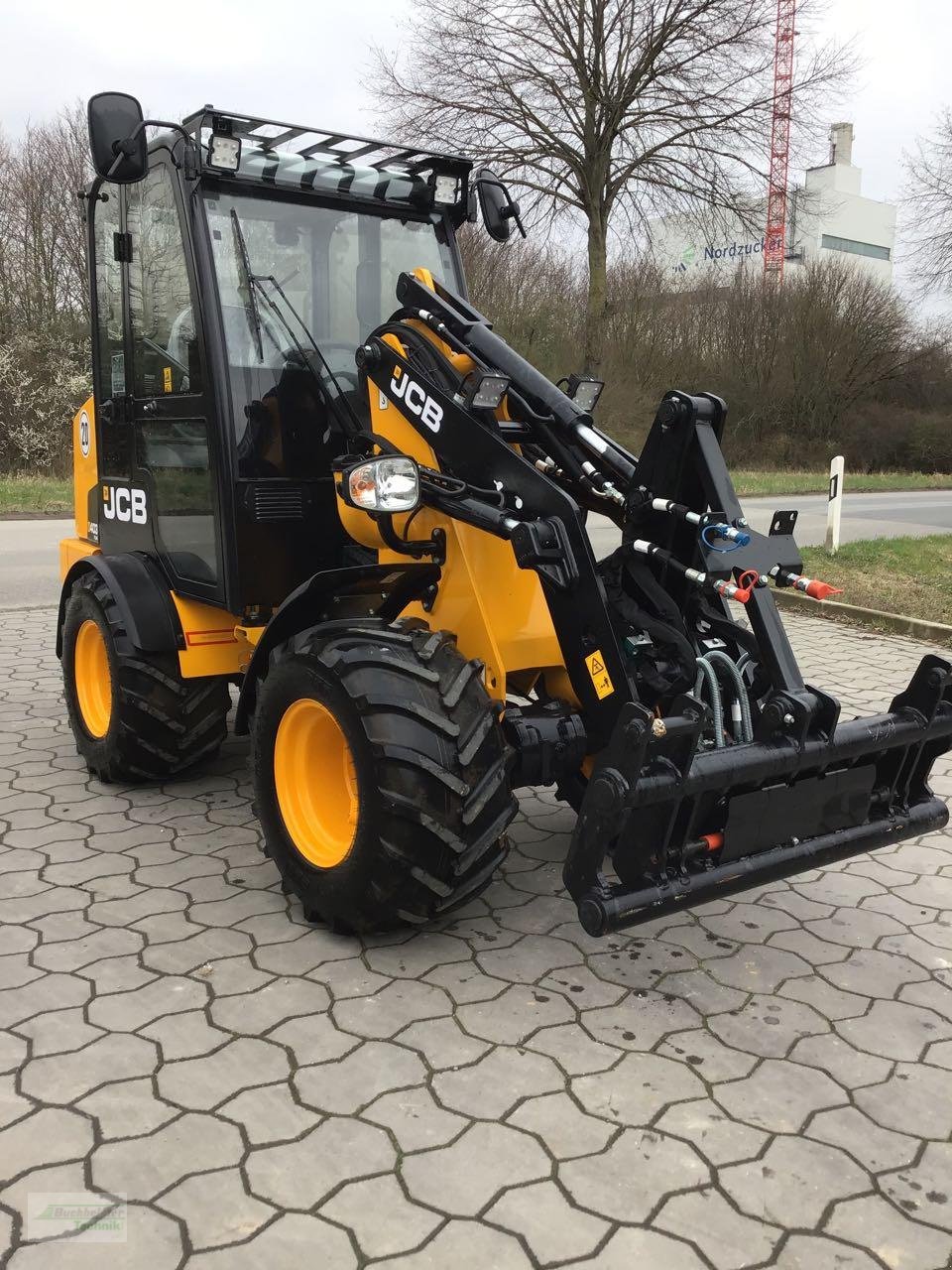 Hoflader des Typs JCB 403 Agri Plus, Neumaschine in Nordstemmen (Bild 1)