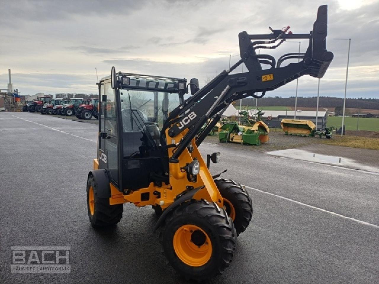 Hoflader van het type JCB 403 AGRI SMART POWER, Neumaschine in Boxberg-Seehof (Foto 1)