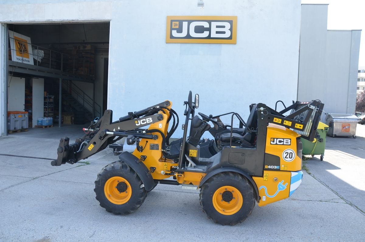 Hoflader Türe ait JCB 403 E, Neumaschine içinde Wien (resim 3)