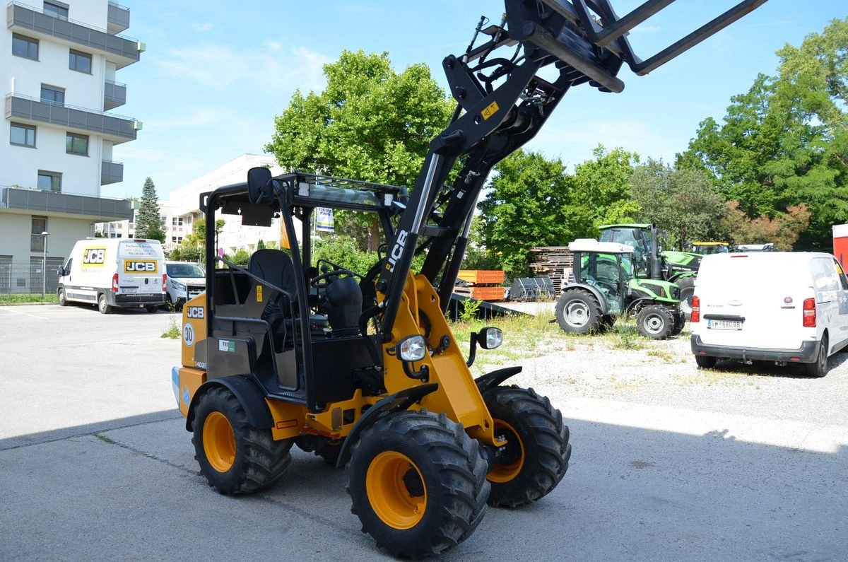 Hoflader Türe ait JCB 403 E, Neumaschine içinde Wien (resim 3)