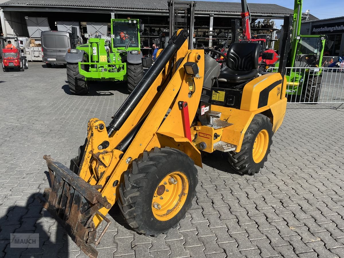 Hoflader typu JCB 403 mit Euroaufnahme, Gebrauchtmaschine v Burgkirchen (Obrázok 1)