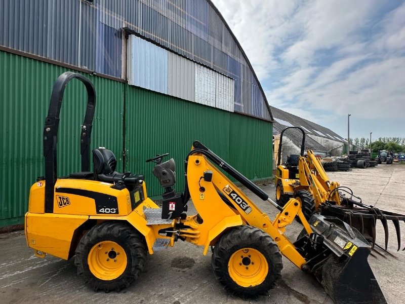 Hoflader des Typs JCB 403, Gebrauchtmaschine in Liebenwalde (Bild 1)