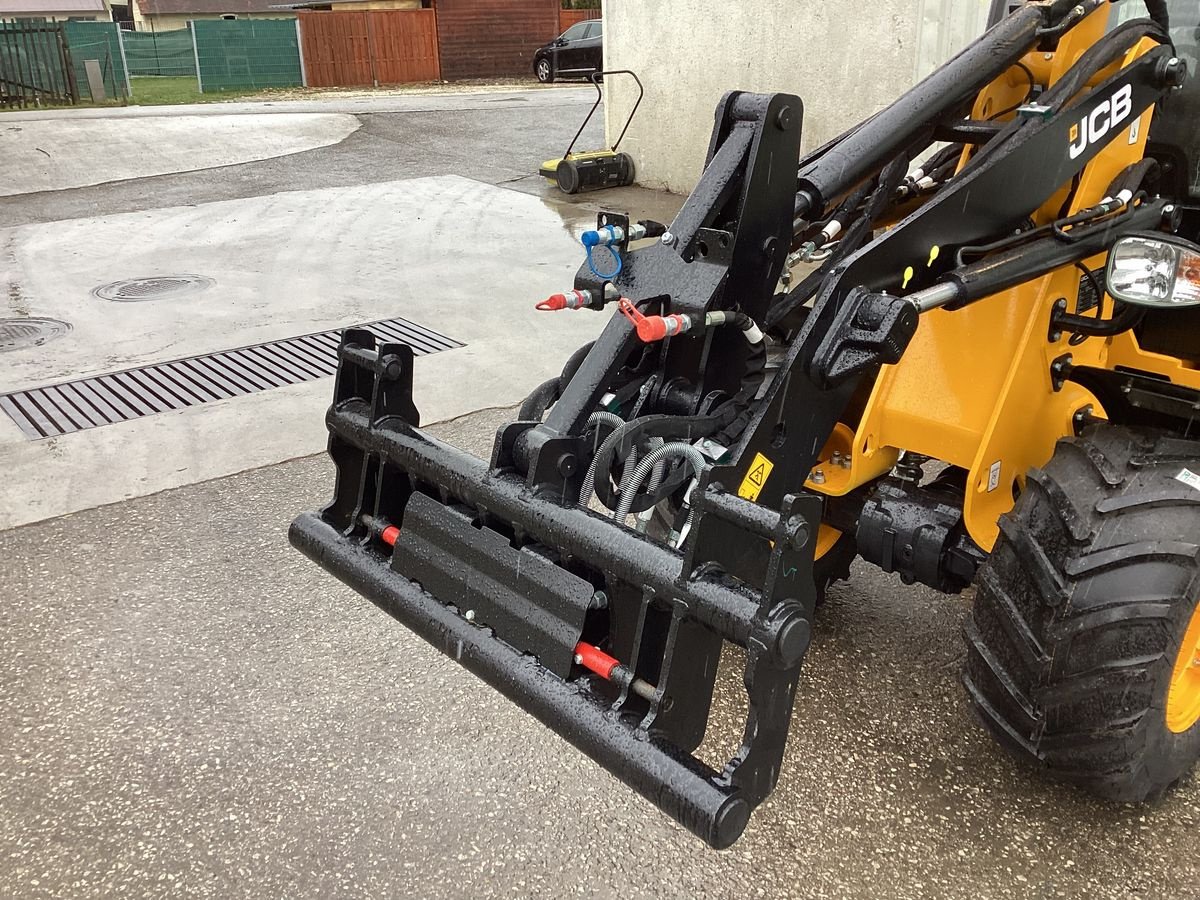 Hoflader des Typs JCB 403, Gebrauchtmaschine in Micheldorf / OÖ (Bild 8)