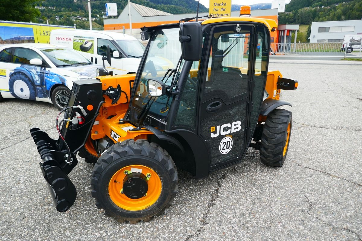 Hoflader typu JCB 514-40, Gebrauchtmaschine w Villach (Zdjęcie 2)