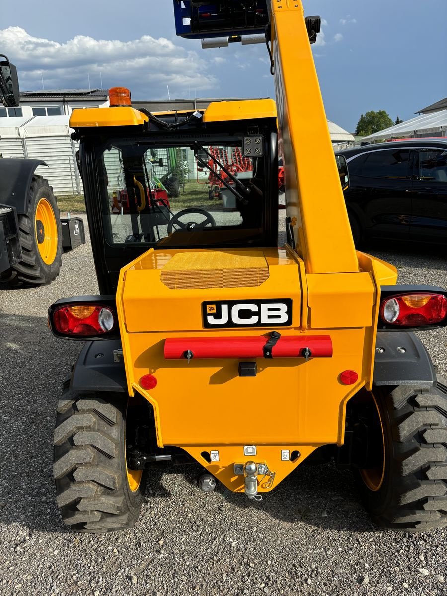 Hoflader des Typs JCB 514.40, Neumaschine in Liebenau (Bild 8)