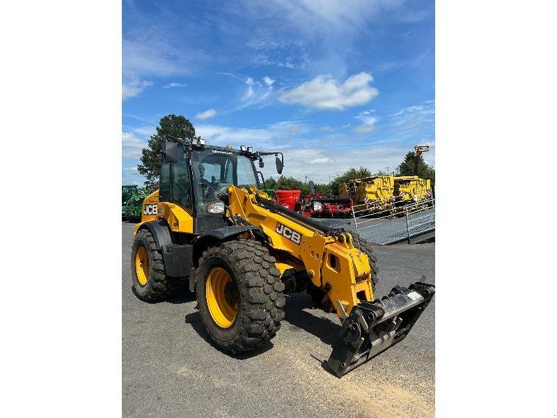 Hoflader del tipo JCB TM 320S, Gebrauchtmaschine en Wargnies Le Grand (Imagen 3)