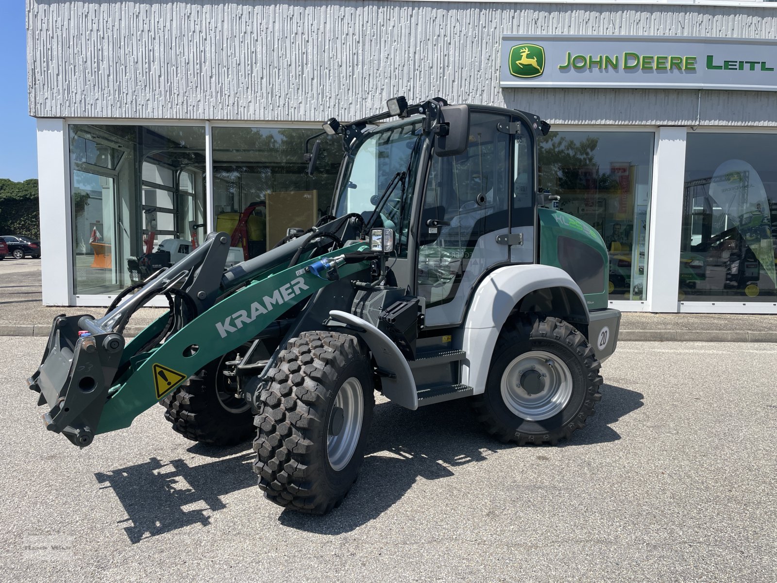 Hoflader del tipo Kramer KL 25.5 e, Neumaschine In Tettenweis / Karpfham (Immagine 4)