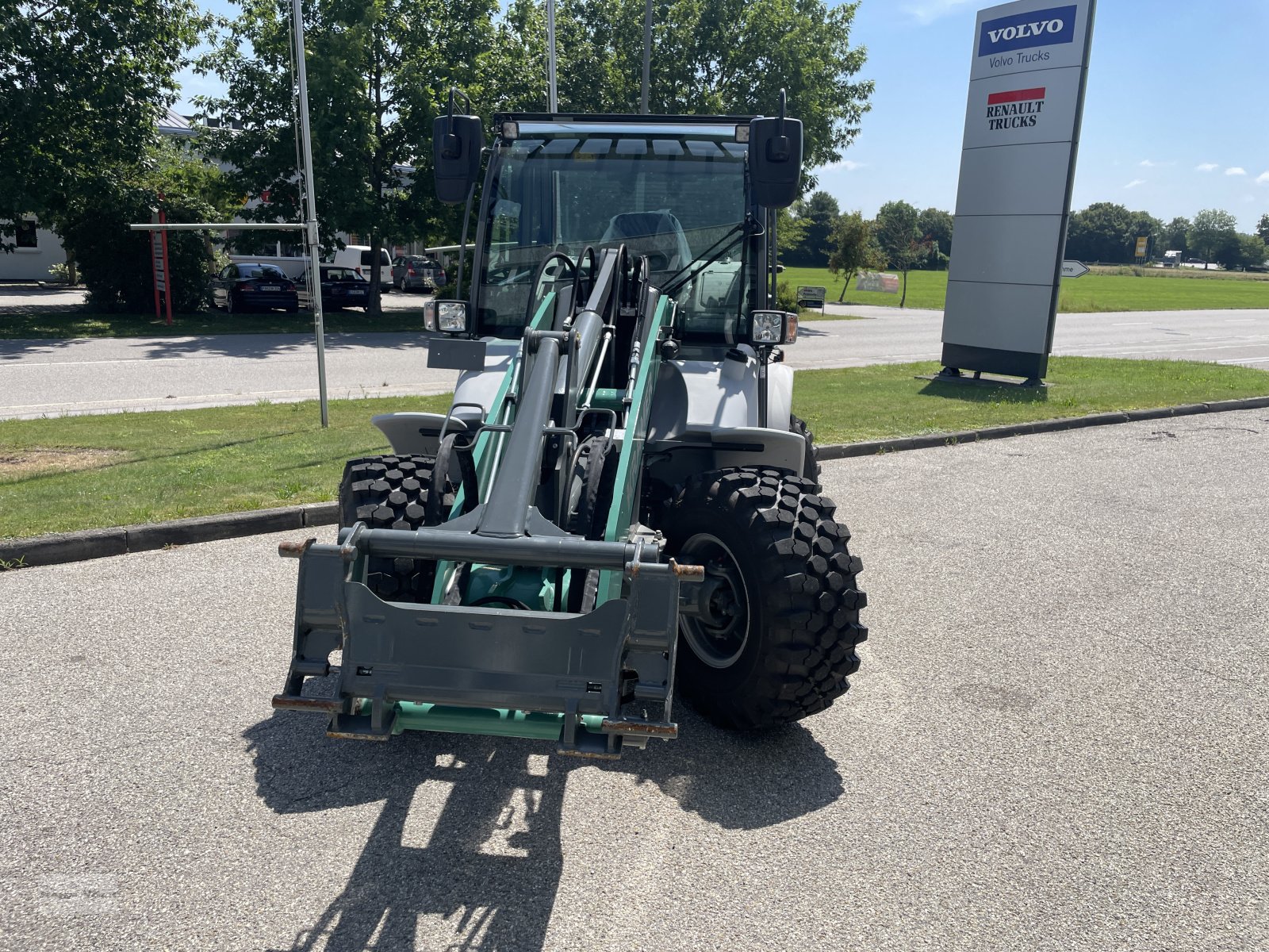 Hoflader des Typs Kramer KL 37.8, Neumaschine in Eggenfelden (Bild 12)