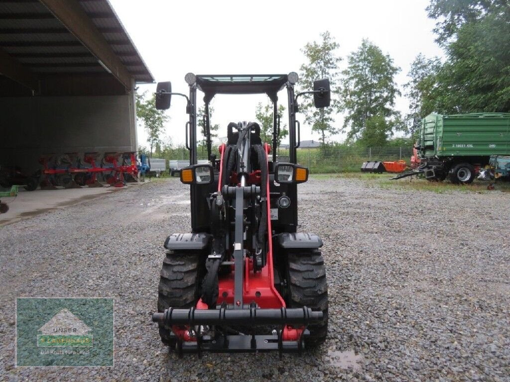 Hoflader del tipo Manitou MLA 2-25, Neumaschine In Hofkirchen (Immagine 2)