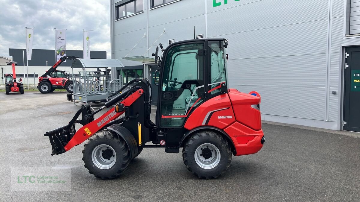 Hoflader des Typs Manitou MLA 3-25 H, Vorführmaschine in Redlham (Bild 9)