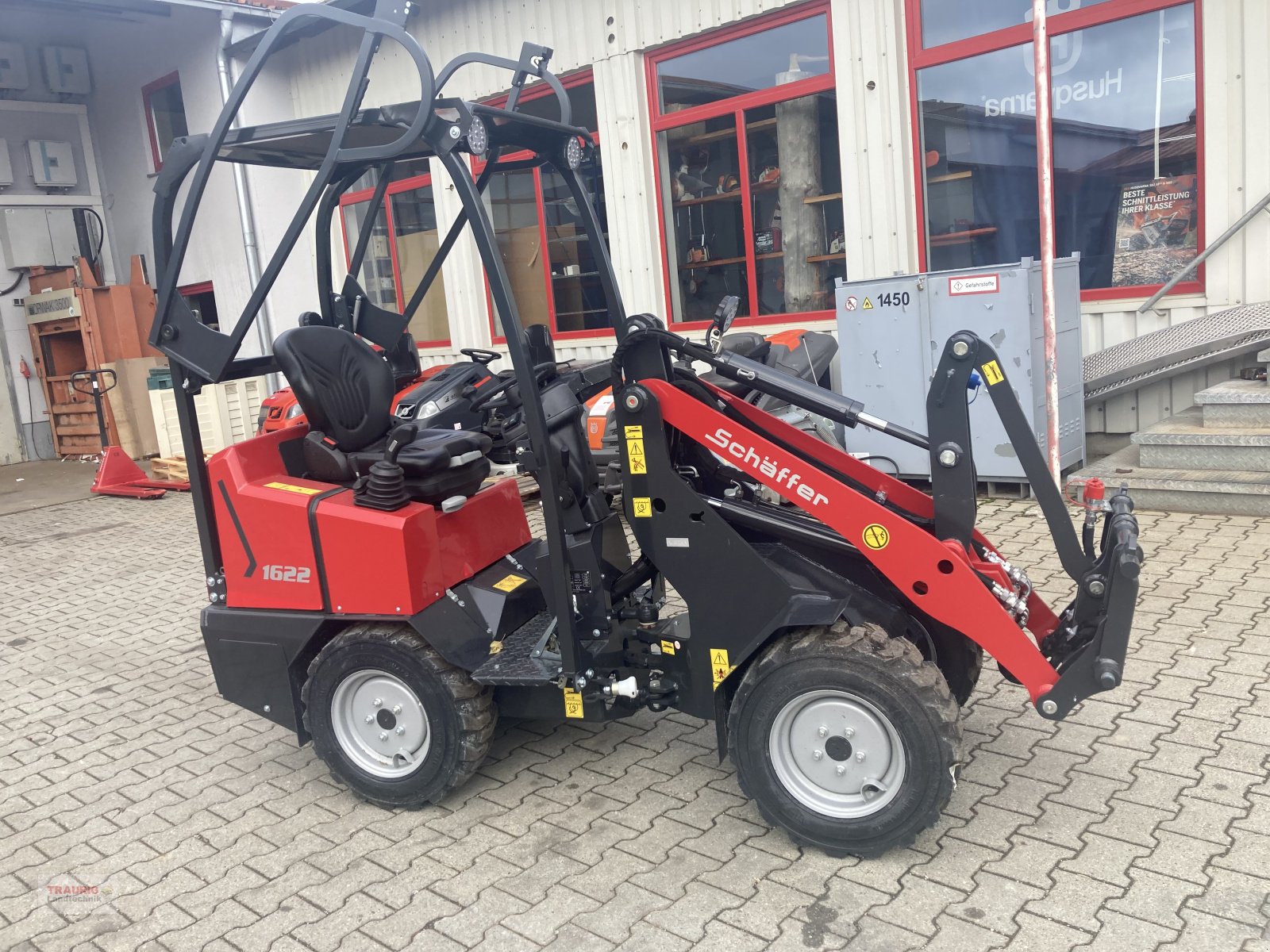 Hoflader tipa Schäffer 1622, Neumaschine u Mainburg/Wambach (Slika 1)