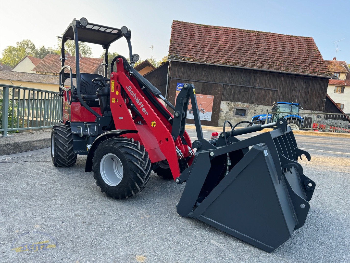 Hoflader Türe ait Schäffer 2028-2, Neumaschine içinde Lindenfels-Glattbach (resim 3)