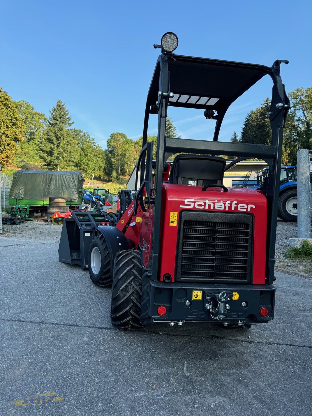 Hoflader of the type Schäffer 2028-2, Neumaschine in Lindenfels-Glattbach (Picture 5)