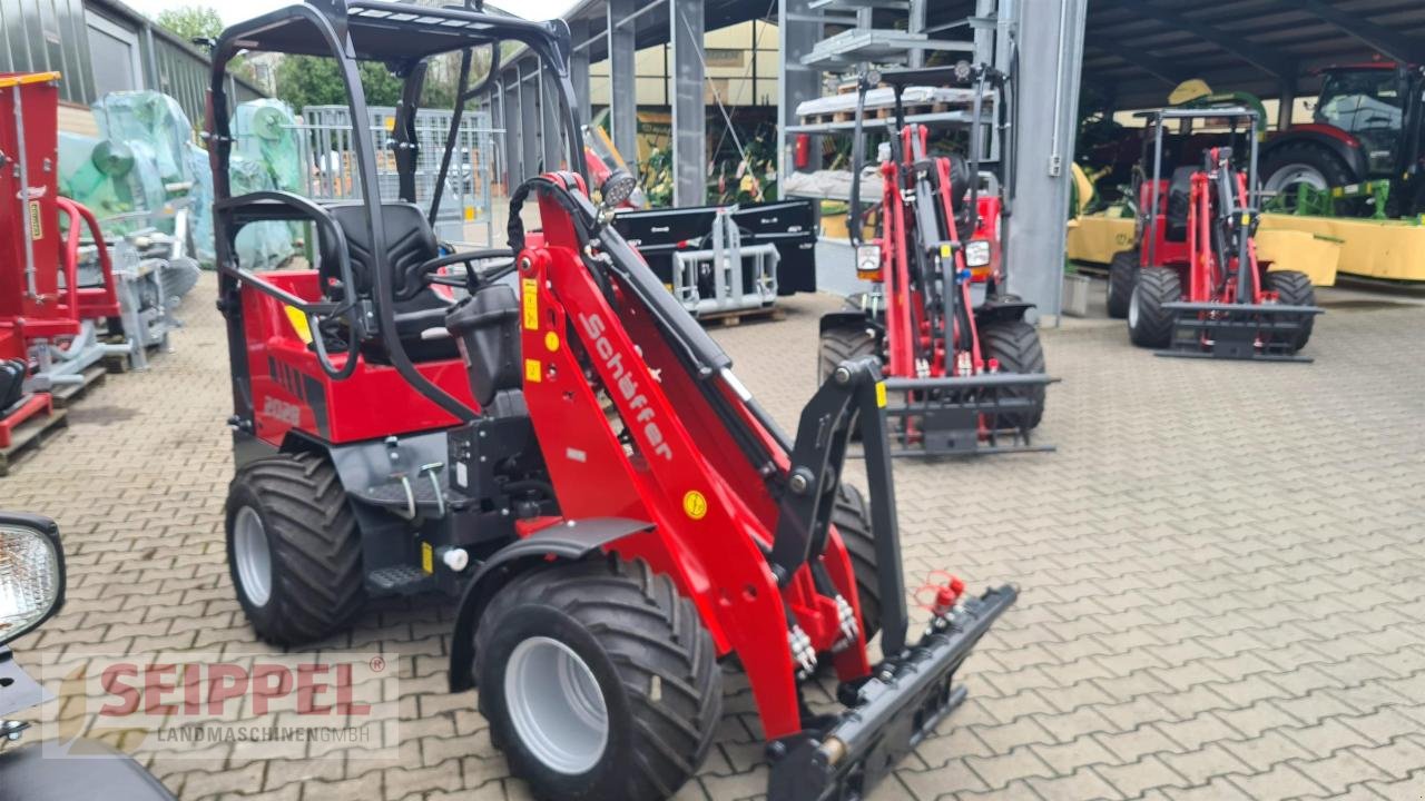 Hoflader van het type Schäffer 2028 ROPS FAHRERSCHUTZDACH, Neumaschine in Groß-Umstadt (Foto 2)