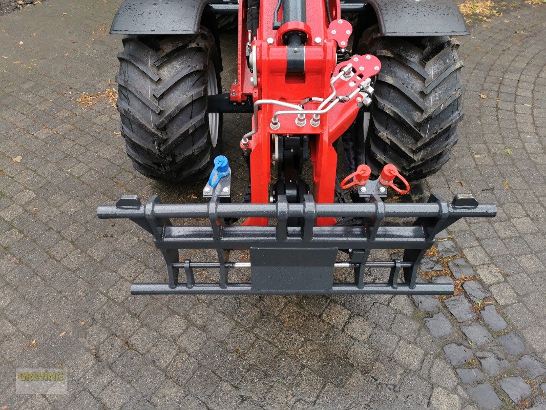 Hoflader van het type Schäffer 2630T SLT Teleskopradlader, niedrige Bauhöhe,, Neumaschine in Greven (Foto 9)