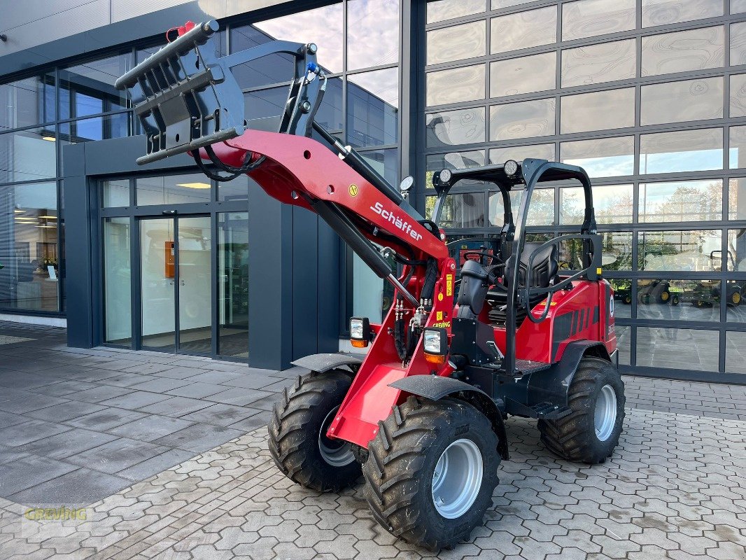 Hoflader van het type Schäffer 3630, Neumaschine in Heiden (Foto 1)