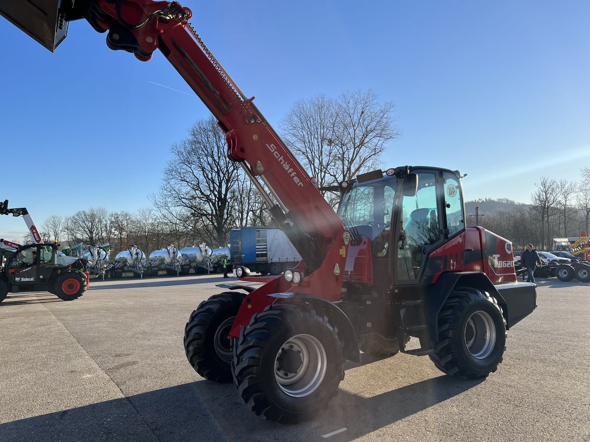 Hoflader van het type Schäffer 8620T, Neumaschine in Wallern (Foto 7)