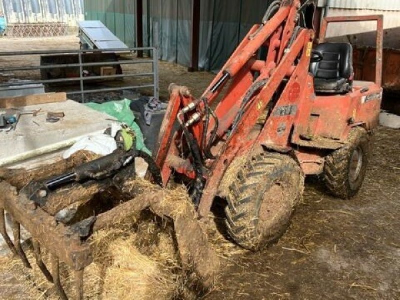 Hoflader tip Schäffer CHG.PNEU (CHARGEUSE SUR PNEU), Gebrauchtmaschine in Hauteroche (Poză 1)