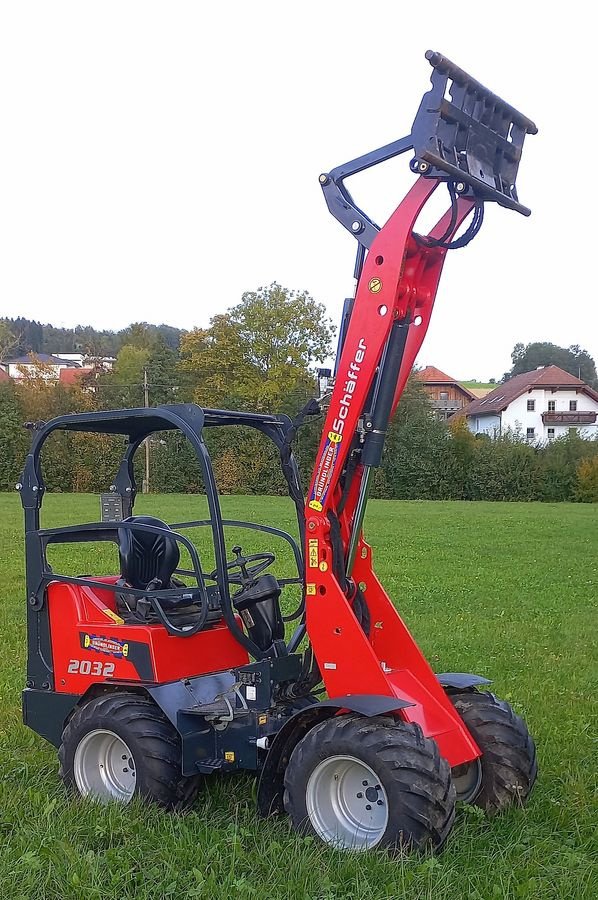 Hoflader des Typs Schäffer Schäffer 2032, Gebrauchtmaschine in Ottnang a. H. (Bild 2)