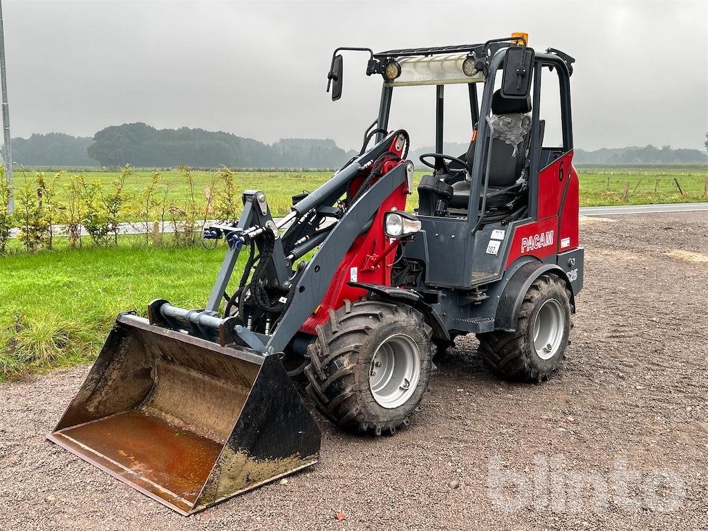 Hoflader tip Sonstige 2525, Gebrauchtmaschine in Düsseldorf (Poză 2)