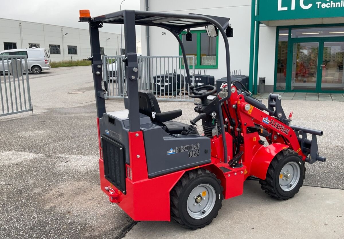 Hoflader van het type Sonstige Flexitrac 1022, Neumaschine in Zwettl (Foto 3)