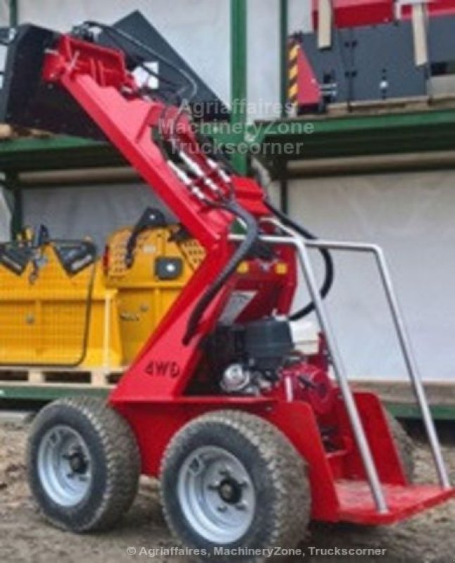 Hoflader van het type Sonstige Mini valet de ferme à ripage 5ks curage Matériel N, Gebrauchtmaschine in BEAUREPAIRE (Foto 2)