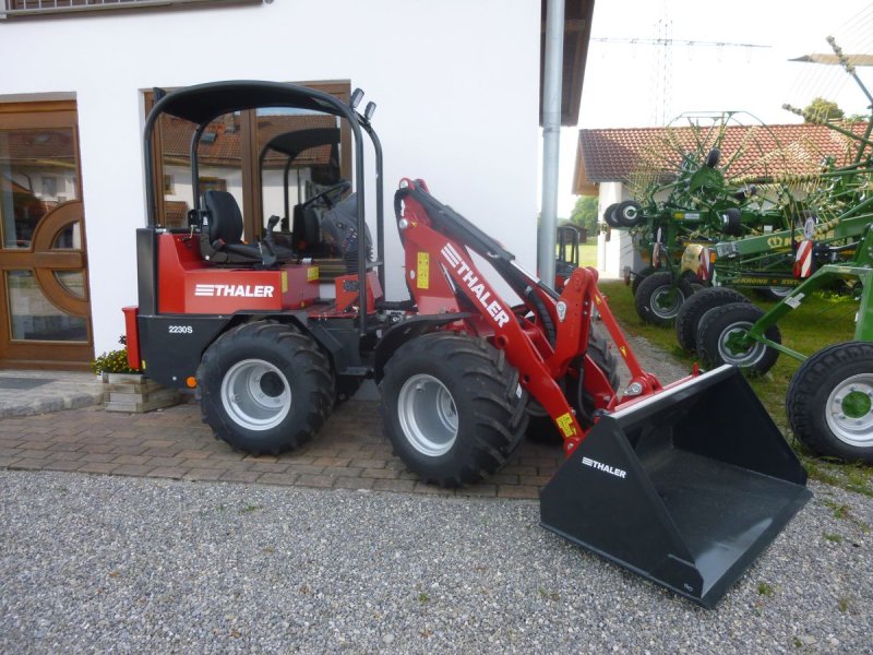 Hoflader del tipo Thaler 2230 S derated, Neumaschine en Epfach 