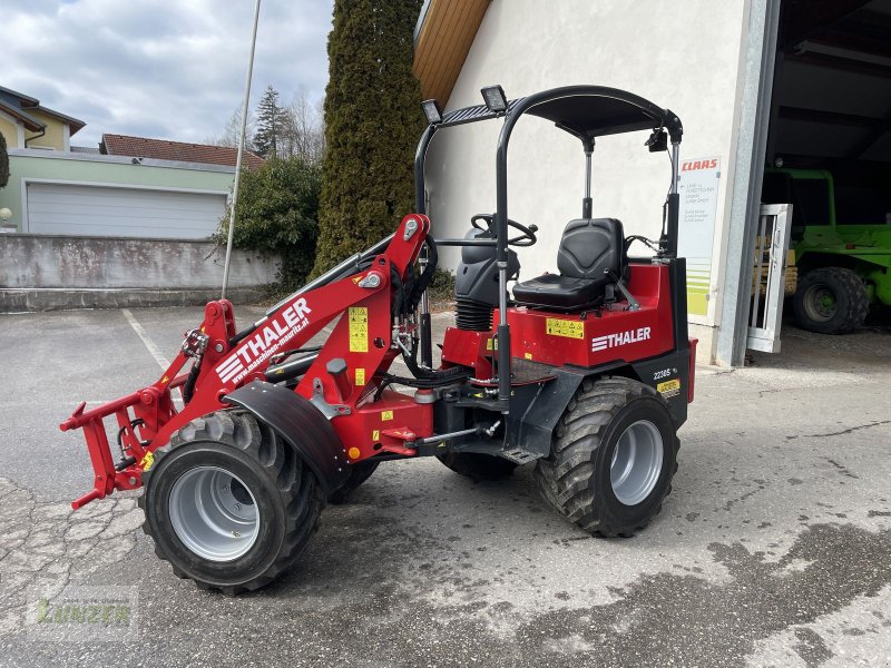 Hoflader des Typs Thaler 2230 S, Neumaschine in Kaumberg