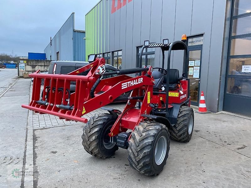 Hoflader of the type Thaler 2438 H 14158, Neumaschine in Rittersdorf (Picture 1)