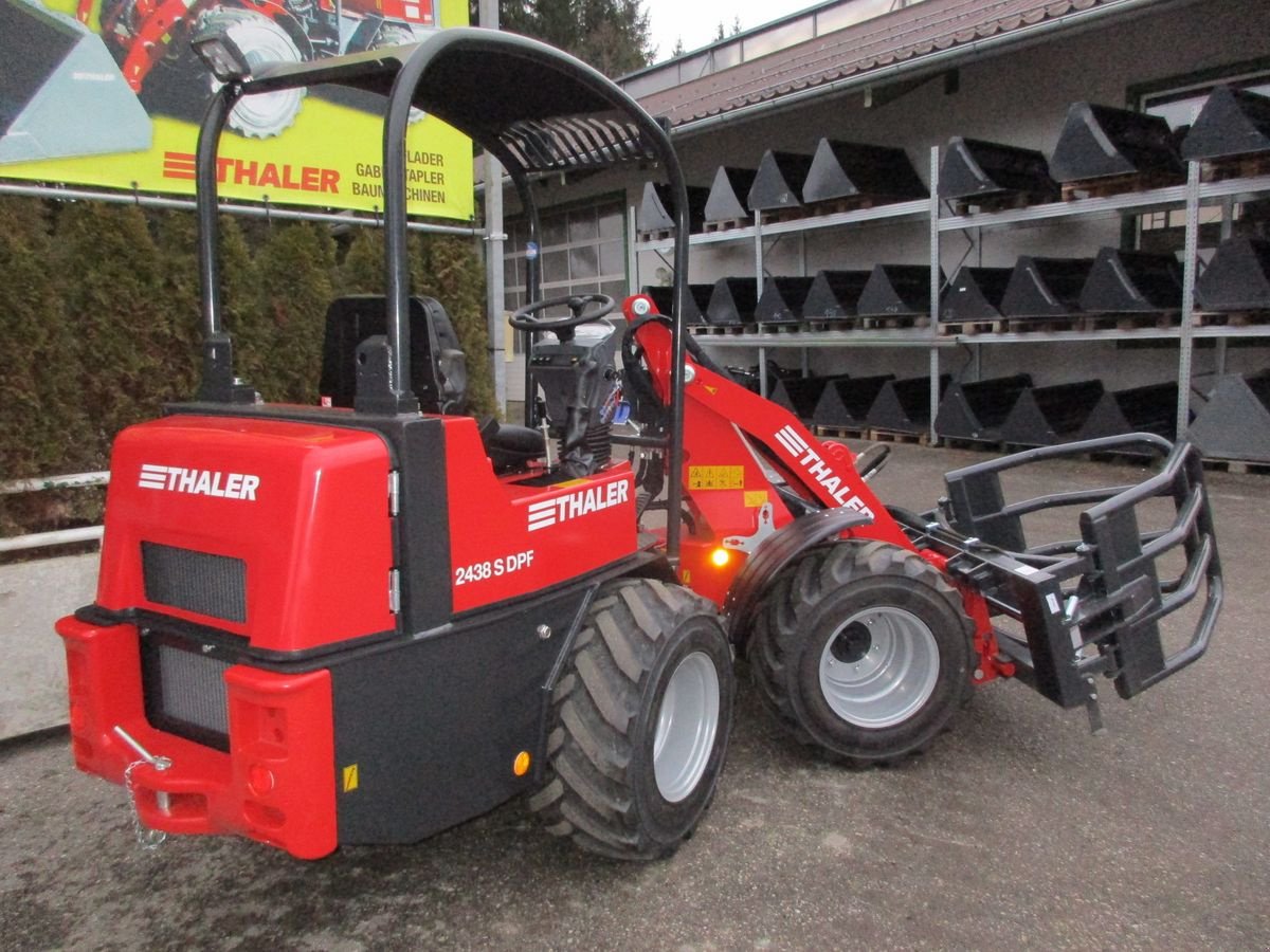 Hoflader of the type Thaler 2438 S DPF, Neumaschine in Bad Leonfelden (Picture 11)