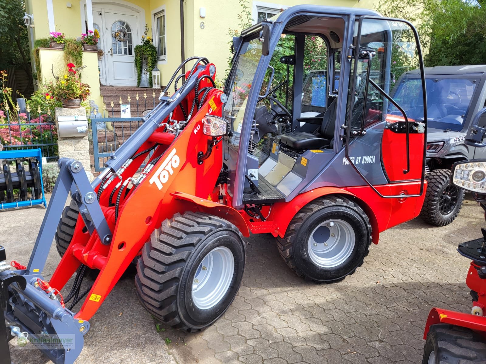 Hoflader типа Toyo 836-III Kabine Kubota Motor + Werkzeug AKTION inkl. Schneeschild kostenlos, Neumaschine в Feuchtwangen (Фотография 1)