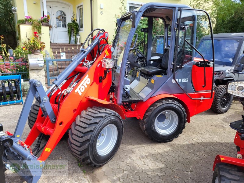 Hoflader des Typs Toyo 836-III Kabine Kubota Motor + Werkzeug AKTION inkl. Schneeschild kostenlos, Neumaschine in Feuchtwangen (Bild 1)