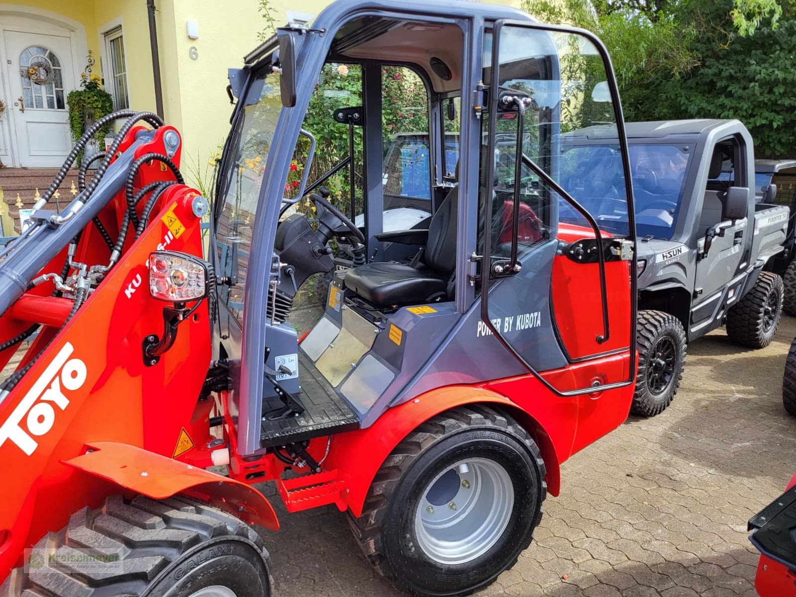 Hoflader типа Toyo 836-III Kabine Kubota Motor + Werkzeug AKTION inkl. Schneeschild kostenlos, Neumaschine в Feuchtwangen (Фотография 13)