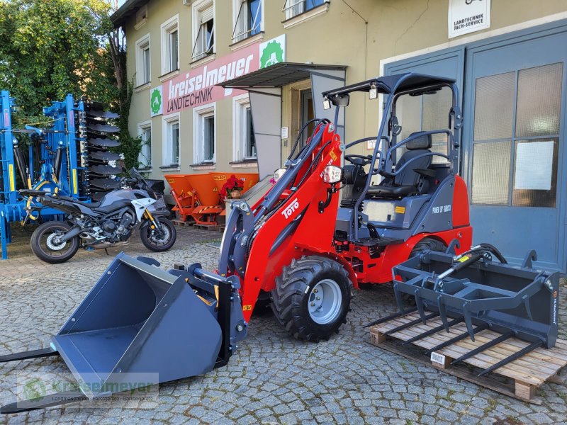 Hoflader tip Toyo KU 826-III Bügel Kubota Stage V + Werkzeug AKTION + Krokodilgebiss NEU, Neumaschine in Feuchtwangen