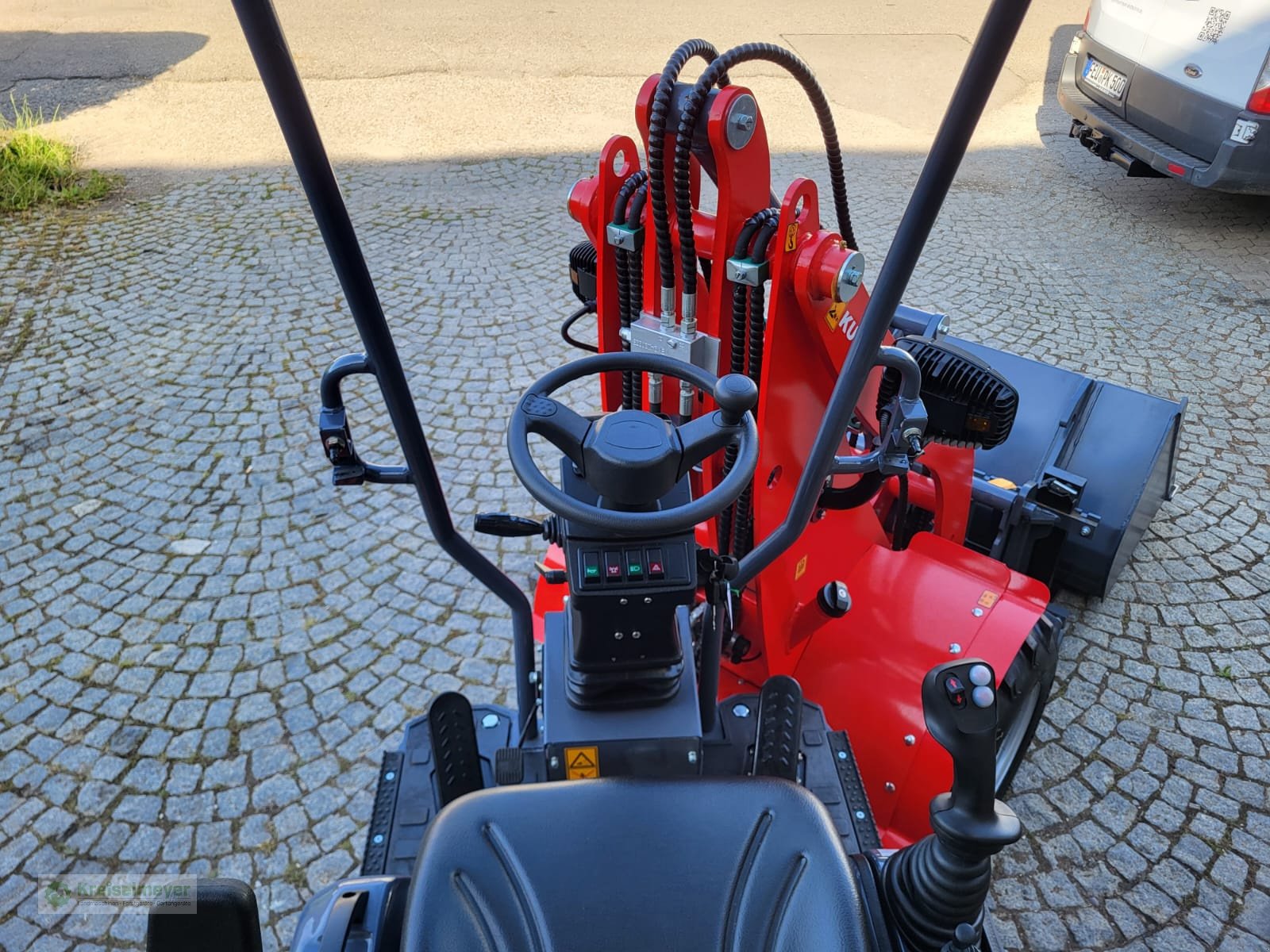 Hoflader tipa Toyo KU 826-III Bügel Kubota Stage V + Werkzeug AKTION + Krokodilgebiss NEU, Neumaschine u Feuchtwangen (Slika 10)