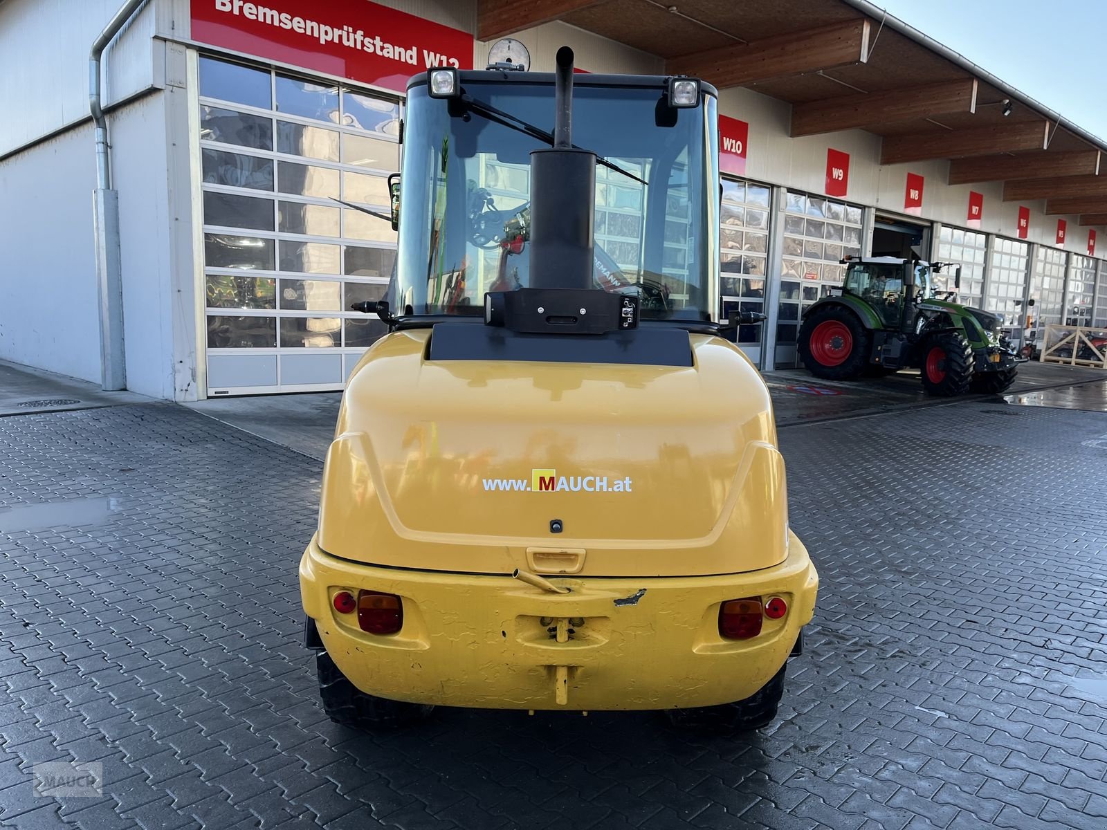 Hoflader des Typs Volvo L25B - P mit Kabine mit Schaufel & PG, Gebrauchtmaschine in Burgkirchen (Bild 14)