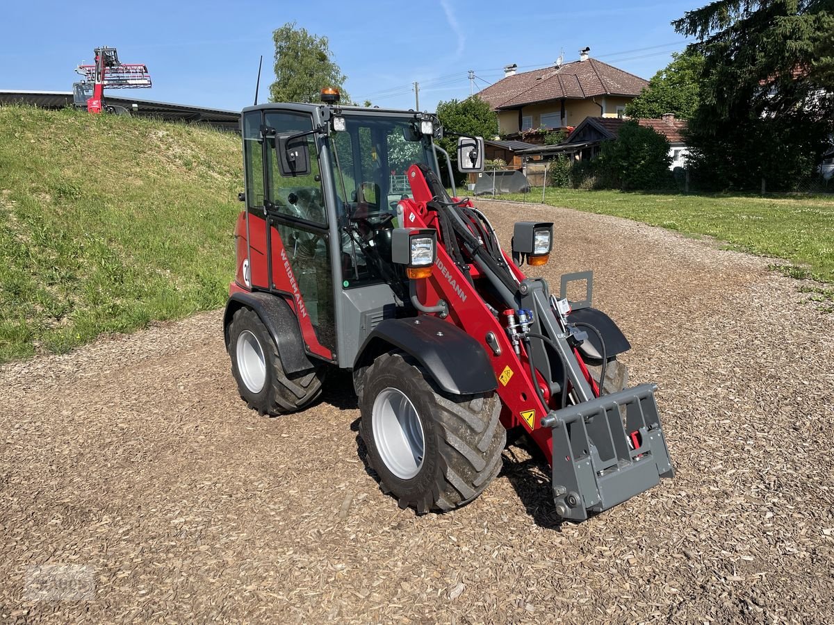 Hoflader typu Weidemann  1260 LP Hoftrac unter 2,0m Bauhöhe, Neumaschine v Burgkirchen (Obrázok 19)