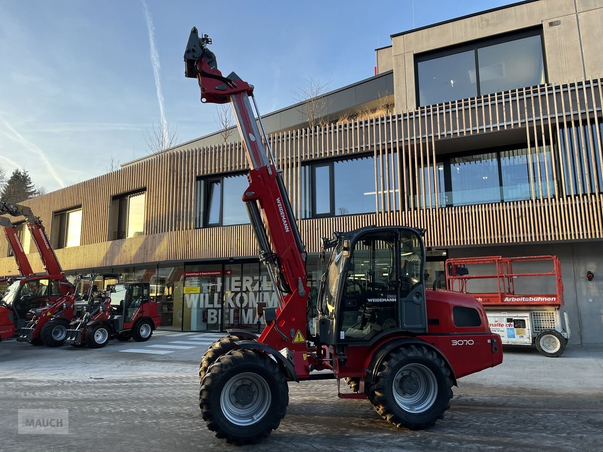 Hoflader van het type Weidemann  3070CX80 Teleradlader 3100h, 30km/h 100L hydr., Gebrauchtmaschine in Burgkirchen (Foto 5)